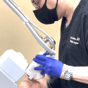 Dr. Sorokin performing Halo treatment